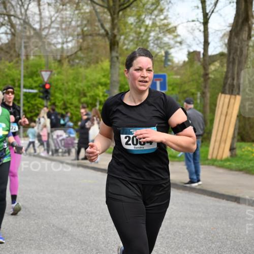 12.04.2026 - 45. Internationalen Wilhelmsburger Insellauf J. Mangold http://msf.ph/oto/9514332 12.04.2026 13:11:30 Ziel 3101, 3734, 4796, 2461, 4810, 3994, 4558, 3573, 4427, 2844, 3115, 4726, 4051, 2827, 2825, 4985, 4193, 3643, 5525, 5403, 2084, 5772, 3733, 4730, 3969, 3055, 4664, 2396, 3079, 3138, 5402, 2136, 4683, 5640, 5640, 4480, 4987, 2445, 4930, 2024, 4328, 4276, 5031, 4532, 2742 meine-sportfotos.de