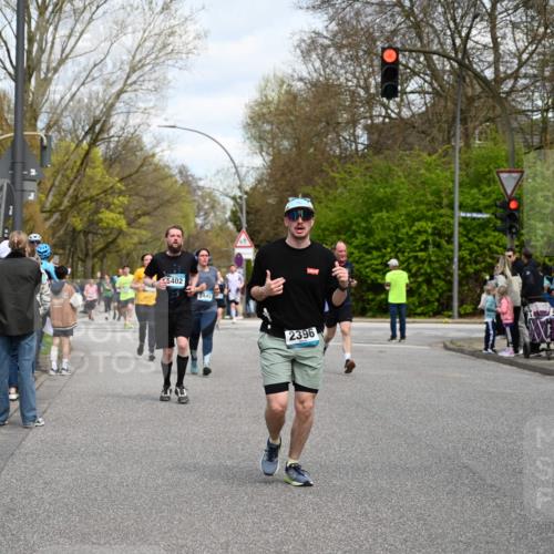 12.04.2026 - 45. Internationalen Wilhelmsburger Insellauf J. Mangold http://msf.ph/oto/9514350 12.04.2026 13:11:34 Ziel 4796, 2461, 4810, 3994, 4558, 3573, 4427, 2844, 3115, 4726, 4051, 2827, 2825, 4985, 4193, 3643, 5525, 5403, 2084, 5772, 3733, 4730, 3969, 3055, 4664, 2396, 3079, 3138, 5402, 2136, 4683, 5640, 4480, 4987, 2445, 4930, 4930, 2024, 4328, 4276, 5031, 4532, 2742, 5437 meine-sportfotos.de