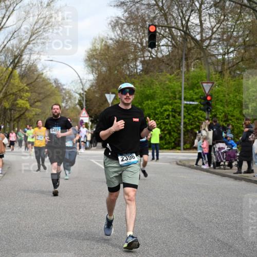 12.04.2026 - 45. Internationalen Wilhelmsburger Insellauf J. Mangold http://msf.ph/oto/9514356 12.04.2026 13:11:34 Ziel 4796, 2461, 4810, 3994, 4558, 3573, 4427, 2844, 3115, 4726, 4051, 2827, 2825, 4985, 4193, 3643, 5525, 5403, 2084, 5772, 3733, 4730, 3969, 3055, 4664, 2396, 3079, 3138, 5402, 2136, 4683, 5640, 4480, 4987, 2445, 4930, 4930, 2024, 4328, 4276, 5031, 4532, 2742, 5437 meine-sportfotos.de