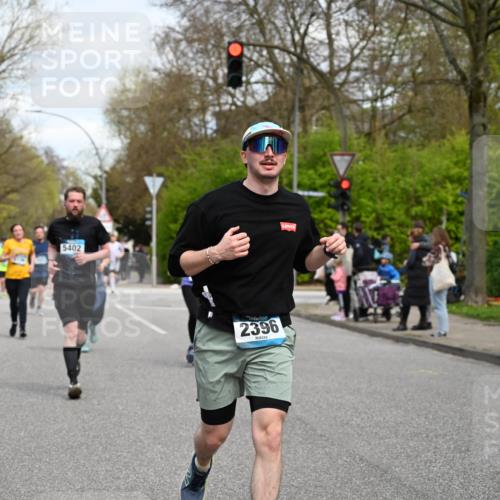 12.04.2026 - 45. Internationalen Wilhelmsburger Insellauf J. Mangold http://msf.ph/oto/9514365 12.04.2026 13:11:35 Ziel 4796, 2461, 4810, 3994, 4558, 3573, 4427, 2844, 3115, 4726, 4051, 2827, 2825, 4985, 4193, 3643, 5525, 5403, 2084, 5772, 3733, 4730, 3969, 3055, 4664, 2396, 3079, 2396, 3079, 3138, 5402, 2136, 4683, 5640, 4480, 4987, 2445, 4930, 2024, 2024, 4328, 4276, 5031, 4532, 2742, 5437 meine-sportfotos.de