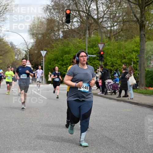 12.04.2026 - 45. Internationalen Wilhelmsburger Insellauf J. Mangold http://msf.ph/oto/9514397 12.04.2026 13:11:39 Ziel 3994, 4558, 3573, 4427, 2844, 3115, 4726, 4051, 2827, 2825, 4985, 4193, 3643, 5525, 5403, 2084, 5772, 3733, 4730, 3969, 3055, 4664, 2396, 3079, 3138, 5402, 2136, 2136, 4683, 5640, 4480, 4987, 2445, 4930, 2024, 4328, 4276, 5031, 4276, 5031, 4532, 2742, 5437, 4847, 4846 meine-sportfotos.de