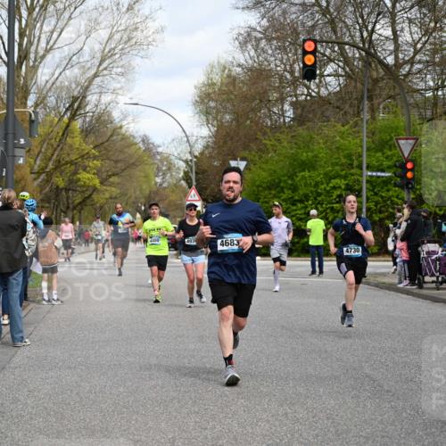 12.04.2026 - 45. Internationalen Wilhelmsburger Insellauf J. Mangold http://msf.ph/oto/9514405 12.04.2026 13:11:40 Ziel 4558, 3573, 4427, 2844, 3115, 4726, 4051, 2827, 2825, 4985, 4193, 3643, 5525, 5403, 2084, 5772, 3733, 4730, 3969, 3055, 4664, 2396, 3079, 3138, 5402, 2136, 4683, 4683, 5640, 4480, 4987, 2445, 4930, 2024, 4328, 4276, 5031, 4532, 2742, 4532, 2742, 5437, 4847, 4846 meine-sportfotos.de