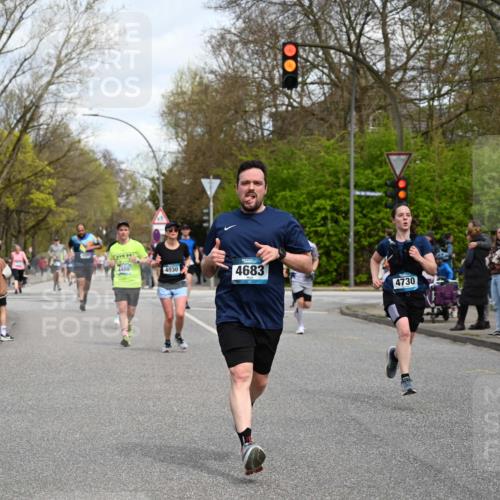 12.04.2026 - 45. Internationalen Wilhelmsburger Insellauf J. Mangold http://msf.ph/oto/9514413 12.04.2026 13:11:41 Ziel 3573, 4427, 2844, 3115, 4726, 4051, 2827, 2825, 4985, 4193, 3643, 5525, 5403, 2084, 5772, 3733, 4730, 3969, 3055, 4664, 2396, 3079, 3138, 5402, 2136, 4683, 5640, 4480, 4987, 2445, 4930, 2024, 4328, 4276, 5031, 4532, 2742, 5437, 4847, 4846, 4850 meine-sportfotos.de