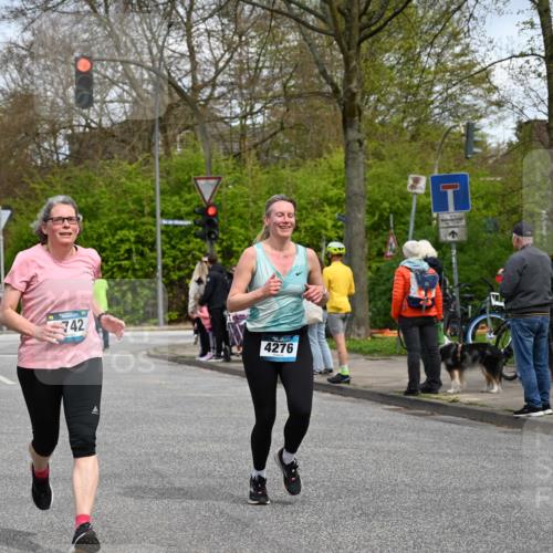 12.04.2026 - 45. Internationalen Wilhelmsburger Insellauf J. Mangold http://msf.ph/oto/9514508 12.04.2026 13:11:58 Ziel 2396, 3079, 3138, 5402, 2136, 4683, 5640, 4480, 4987, 2445, 4930, 2024, 4328, 4276, 5031, 4532, 2742, 5437, 4847, 4846, 4850, 4550, 3914, 2545, 3352, 3348, 5750, 5855, 2280 meine-sportfotos.de
