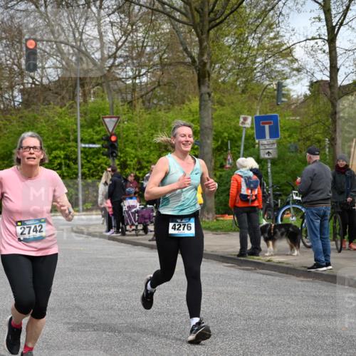 12.04.2026 - 45. Internationalen Wilhelmsburger Insellauf J. Mangold http://msf.ph/oto/9514510 12.04.2026 13:11:59 Ziel 2396, 3079, 3138, 5402, 2136, 4683, 5640, 4480, 4987, 2445, 4930, 2024, 4328, 4276, 5031, 4532, 2742, 5437, 4847, 4846, 4850, 4550, 3914, 2545, 3352, 2545, 3352, 3348, 5750, 5855, 2280 meine-sportfotos.de