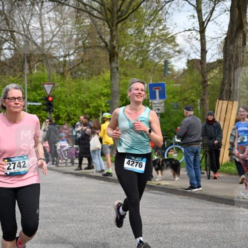 12.04.2026 - 45. Internationalen Wilhelmsburger Insellauf J. Mangold http://msf.ph/oto/9514514 12.04.2026 13:11:59 Ziel 2396, 3079, 3138, 5402, 2136, 4683, 5640, 4480, 4987, 2445, 4930, 2024, 4328, 4276, 5031, 4532, 2742, 5437, 4847, 4846, 4850, 4550, 3914, 2545, 3352, 2545, 3352, 3348, 5750, 5855, 2280 meine-sportfotos.de