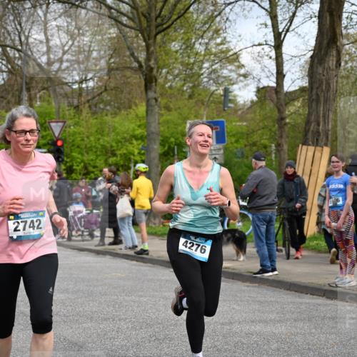 12.04.2026 - 45. Internationalen Wilhelmsburger Insellauf J. Mangold http://msf.ph/oto/9514515 12.04.2026 13:11:59 Ziel 2396, 3079, 3138, 5402, 2136, 4683, 5640, 4480, 4987, 2445, 4930, 2024, 4328, 4276, 5031, 4532, 2742, 5437, 4847, 4846, 4850, 4550, 3914, 2545, 3352, 2545, 3352, 3348, 5750, 5855, 2280 meine-sportfotos.de