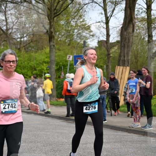 12.04.2026 - 45. Internationalen Wilhelmsburger Insellauf J. Mangold http://msf.ph/oto/9514517 12.04.2026 13:11:59 Ziel 2396, 3079, 3138, 5402, 2136, 4683, 5640, 4480, 4987, 2445, 4930, 2024, 4328, 4276, 5031, 4532, 2742, 5437, 4847, 4846, 4850, 4550, 3914, 2545, 3352, 2545, 3352, 3348, 5750, 5855, 2280 meine-sportfotos.de