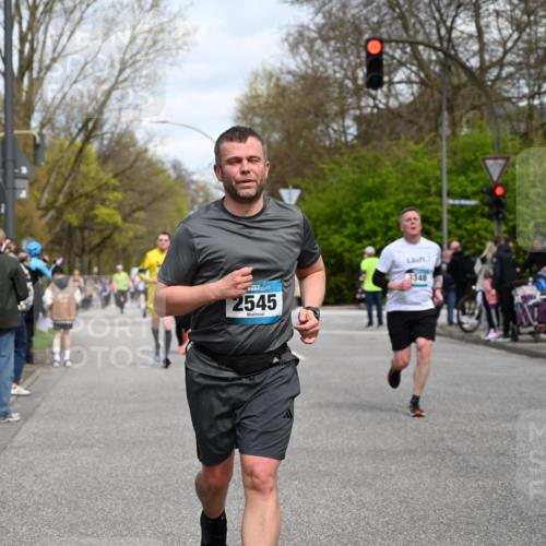 12.04.2026 - 45. Internationalen Wilhelmsburger Insellauf J. Mangold http://msf.ph/oto/9514600 12.04.2026 13:12:16 Ziel 4276, 5031, 4532, 2742, 5437, 4847, 4846, 4850, 4550, 3914, 2545, 3352, 3348, 5750, 5855, 2280, 3441, 5674, 4841, 2275, 4671, 4627, 4628, 3638, 4385, 2274, 4919, 4720, 4721 meine-sportfotos.de