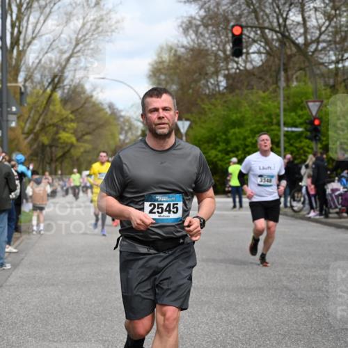 12.04.2026 - 45. Internationalen Wilhelmsburger Insellauf J. Mangold http://msf.ph/oto/9514601 12.04.2026 13:12:16 Ziel 4276, 5031, 4532, 2742, 5437, 4847, 4846, 4850, 4550, 3914, 2545, 3352, 3348, 5750, 5855, 2280, 3441, 5674, 4841, 2275, 4671, 4627, 4628, 3638, 4385, 2274, 4919, 4720, 4721 meine-sportfotos.de