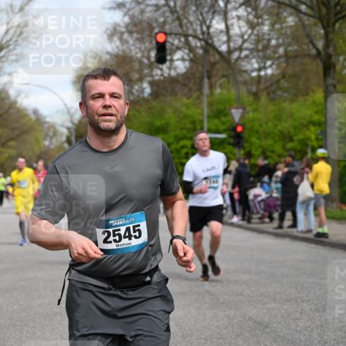 12.04.2026 - 45. Internationalen Wilhelmsburger Insellauf J. Mangold http://msf.ph/oto/9514606 12.04.2026 13:12:17 Ziel 4532, 2742, 5437, 4847, 4846, 4850, 4550, 3914, 2545, 3352, 3348, 5750, 5855, 2280, 3441, 5674, 4841, 2275, 2275, 4671, 4627, 4628, 3638, 4385, 2274, 4919, 4720, 4721 meine-sportfotos.de