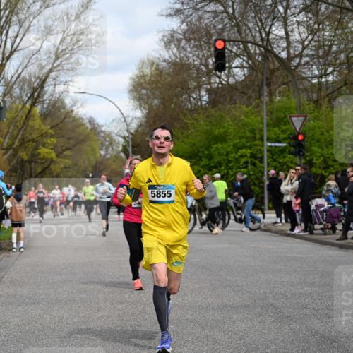 12.04.2026 - 45. Internationalen Wilhelmsburger Insellauf J. Mangold http://msf.ph/oto/9514621 12.04.2026 13:12:20 Ziel 5437, 4847, 4846, 4850, 4550, 3914, 2545, 3352, 3348, 5750, 5750, 5855, 2280, 3441, 5674, 4841, 2275, 4671, 4627, 4628, 3638, 3638, 4385, 2274, 4919, 4720, 4721, 2998 meine-sportfotos.de