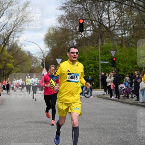 12.04.2026 - 45. Internationalen Wilhelmsburger Insellauf J. Mangold http://msf.ph/oto/9514625 12.04.2026 13:12:21 Ziel 5437, 4847, 4846, 4850, 4550, 3914, 2545, 3352, 3348, 5750, 5855, 2280, 5855, 2280, 3441, 5674, 4841, 2275, 4671, 4627, 4628, 3638, 4385, 2274, 4919, 4720, 4721, 2998, 4693 meine-sportfotos.de