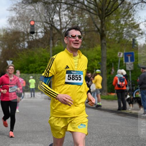 12.04.2026 - 45. Internationalen Wilhelmsburger Insellauf J. Mangold http://msf.ph/oto/9514634 12.04.2026 13:12:21 Ziel 5437, 4847, 4846, 4850, 4550, 3914, 2545, 3352, 3348, 5750, 5855, 2280, 5855, 2280, 3441, 5674, 4841, 2275, 4671, 4627, 4628, 3638, 4385, 2274, 4919, 4720, 4721, 2998, 4693 meine-sportfotos.de