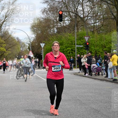 12.04.2026 - 45. Internationalen Wilhelmsburger Insellauf J. Mangold http://msf.ph/oto/9514637 12.04.2026 13:12:22 Ziel 4847, 4846, 4850, 4550, 3914, 2545, 3352, 3348, 5750, 5855, 2280, 3441, 5674, 4841, 2275, 4671, 4627, 4628, 3638, 4385, 2274, 4919, 4720, 4721, 2998, 4693, 3519, 4970, 3686 meine-sportfotos.de