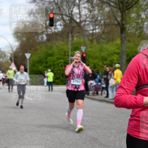 12.04.2026 - 45. Internationalen Wilhelmsburger Insellauf J. Mangold http://msf.ph/oto/9514651 12.04.2026 13:12:24 Ziel 4847, 4846, 4850, 4550, 3914, 2545, 3352, 3348, 5750, 5855, 2280, 3441, 5674, 4841, 2275, 4671, 4627, 4628, 3638, 4385, 4385, 2274, 4919, 4720, 4721, 2998, 4693, 3519, 4970, 3686 meine-sportfotos.de