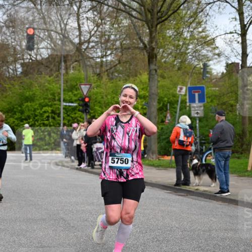 12.04.2026 - 45. Internationalen Wilhelmsburger Insellauf J. Mangold http://msf.ph/oto/9514661 12.04.2026 13:12:25 Ziel 4847, 4846, 4850, 4550, 3914, 2545, 3352, 3348, 5750, 5855, 2280, 3441, 5674, 4841, 3441, 5674, 4841, 2275, 4671, 4627, 4628, 3638, 4385, 2274, 4919, 4720, 4721, 2998, 4693, 3519, 4970, 3686, 4643 meine-sportfotos.de