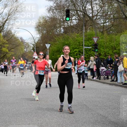 12.04.2026 - 45. Internationalen Wilhelmsburger Insellauf J. Mangold http://msf.ph/oto/9514686 12.04.2026 13:12:31 Ziel 4550, 3914, 2545, 3352, 3348, 5750, 5855, 2280, 3441, 5674, 4841, 2275, 4671, 4627, 4628, 4627, 4628, 3638, 4385, 2274, 4919, 4720, 4721, 2998, 4693, 3519, 4970, 3686, 4643, 2877, 5265, 5266, 4648, 2026, 5457, 4320, 4249, 3033, 2470 meine-sportfotos.de
