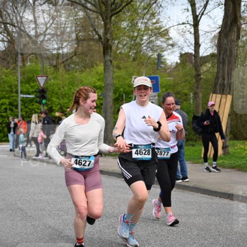 12.04.2026 - 45. Internationalen Wilhelmsburger Insellauf J. Mangold http://msf.ph/oto/9514722 12.04.2026 13:12:35 Ziel 2545, 3352, 3348, 5750, 5855, 2280, 3441, 5674, 4841, 2275, 4671, 4627, 4628, 3638, 4385, 2274, 4919, 4720, 4721, 2998, 4693, 3519, 4970, 3686, 4643, 2877, 5265, 5266, 4648, 2026, 5457, 4320, 4249, 3033, 2470, 4364, 3942, 5221, 3540, 3933 meine-sportfotos.de