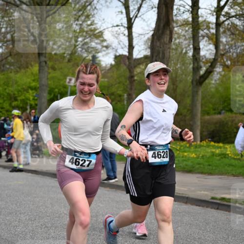 12.04.2026 - 45. Internationalen Wilhelmsburger Insellauf J. Mangold http://msf.ph/oto/9514728 12.04.2026 13:12:35 Ziel 2545, 3352, 3348, 5750, 5855, 2280, 3441, 5674, 4841, 2275, 4671, 4627, 4628, 3638, 4385, 2274, 4919, 4720, 4721, 2998, 4693, 3519, 4970, 3686, 4643, 2877, 5265, 5266, 4648, 2026, 5457, 4320, 4249, 3033, 2470, 4364, 3942, 5221, 3540, 3933 meine-sportfotos.de