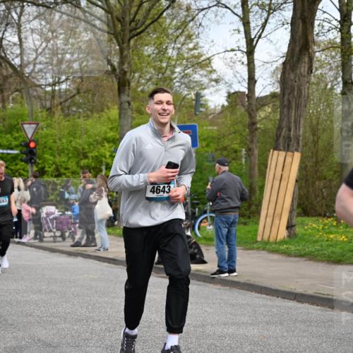 12.04.2026 - 45. Internationalen Wilhelmsburger Insellauf J. Mangold http://msf.ph/oto/9514813 12.04.2026 13:12:48 Ziel 3441, 5674, 4841, 2275, 4671, 4627, 4628, 3638, 4385, 2274, 4919, 4720, 4721, 2998, 4693, 3519, 4970, 3686, 4643, 2877, 5265, 5266, 4648, 2026, 5457, 4320, 4249, 3033, 2470, 4364, 3942, 5221, 3540, 3933, 3935, 3935, 3805, 5158, 5157, 2462, 4533, 5693, 5637 meine-sportfotos.de