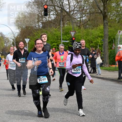 12.04.2026 - 45. Internationalen Wilhelmsburger Insellauf J. Mangold http://msf.ph/oto/9514820 12.04.2026 13:12:49 Ziel 3441, 5674, 4841, 2275, 4671, 4627, 4628, 3638, 4385, 2274, 4919, 4720, 4721, 2998, 4693, 3519, 4970, 3686, 4643, 4643, 2877, 5265, 5266, 4648, 2026, 5457, 4320, 4249, 3033, 2470, 4364, 3942, 5221, 3540, 3933, 3935, 3805, 3805, 5158, 5157, 2462, 4533, 5693, 5637 meine-sportfotos.de
