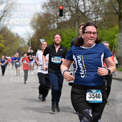 12.04.2026 - 45. Internationalen Wilhelmsburger Insellauf J. Mangold http://msf.ph/oto/9514831 12.04.2026 13:12:50 Ziel 3441, 5674, 4841, 2275, 4671, 4627, 4628, 3638, 4385, 2274, 4919, 4720, 4721, 2998, 4693, 3519, 4970, 3686, 4643, 2877, 2877, 5265, 5266, 4648, 2026, 5457, 4320, 4249, 3033, 2470, 4364, 3942, 5221, 3540, 3933, 3935, 3805, 5158, 5157, 5158, 5157, 2462, 4533, 5693, 5637 meine-sportfotos.de