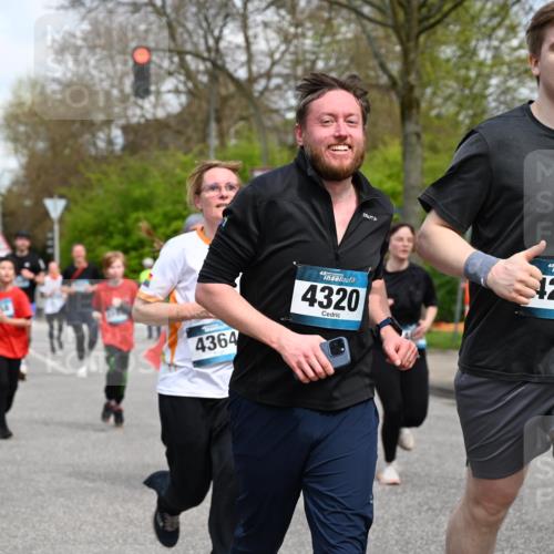 12.04.2026 - 45. Internationalen Wilhelmsburger Insellauf J. Mangold http://msf.ph/oto/9514843 12.04.2026 13:12:52 Ziel 2275, 4671, 4627, 4628, 3638, 4385, 2274, 4919, 4720, 4721, 2998, 4693, 3519, 4970, 3686, 4643, 2877, 5265, 5266, 4648, 2026, 5457, 4320, 4249, 3033, 2470, 4364, 3942, 5221, 3540, 3933, 3935, 3805, 5158, 5157, 2462, 4533, 5693, 5637, 2080, 5819, 2064 meine-sportfotos.de