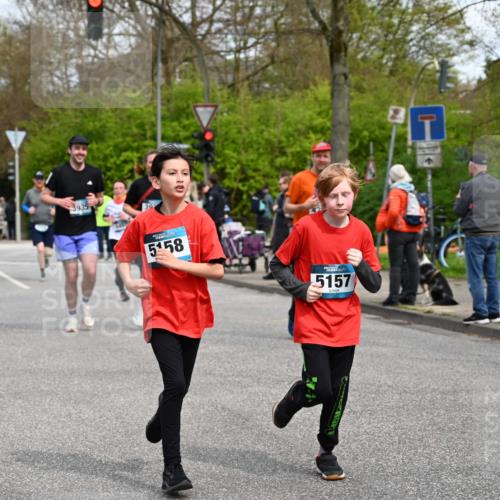 12.04.2026 - 45. Internationalen Wilhelmsburger Insellauf J. Mangold http://msf.ph/oto/9514861 12.04.2026 13:12:54 Ziel 2275, 4671, 4627, 4628, 3638, 4385, 2274, 4919, 4720, 4721, 2998, 4693, 3519, 4970, 3686, 4643, 2877, 5265, 5266, 4648, 2026, 5457, 2026, 5457, 4320, 4249, 3033, 2470, 4364, 3942, 5221, 3540, 3933, 3935, 3805, 5158, 5157, 2462, 4533, 5693, 5637, 2080, 5819, 2064, 4923, 4281, 3984 meine-sportfotos.de