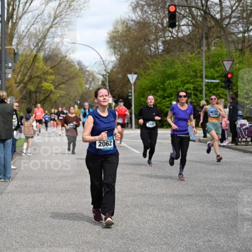 12.04.2026 - 45. Internationalen Wilhelmsburger Insellauf J. Mangold http://msf.ph/oto/9514894 12.04.2026 13:12:59 Ziel 4385, 2274, 4919, 4720, 4721, 2998, 4693, 3519, 4970, 3686, 4643, 2877, 5265, 5266, 4648, 2026, 5457, 4320, 4249, 3033, 2470, 4364, 3942, 5221, 3540, 3933, 3933, 3935, 3805, 5158, 5157, 2462, 4533, 5693, 5637, 2080, 5819, 2064, 4923, 4281, 3984, 3810, 3268, 2062 meine-sportfotos.de