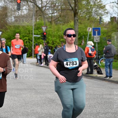 12.04.2026 - 45. Internationalen Wilhelmsburger Insellauf J. Mangold http://msf.ph/oto/9514944 12.04.2026 13:13:06 Ziel 2998, 4693, 3519, 4970, 3686, 4643, 2877, 5265, 5266, 4648, 2026, 5457, 4320, 4249, 3033, 2470, 4364, 3942, 5221, 3540, 3933, 3935, 3805, 5158, 5157, 2462, 4533, 5693, 5637, 2080, 5819, 2064, 4923, 4281, 3984, 3984, 3810, 3268, 2062, 4783, 4178 meine-sportfotos.de