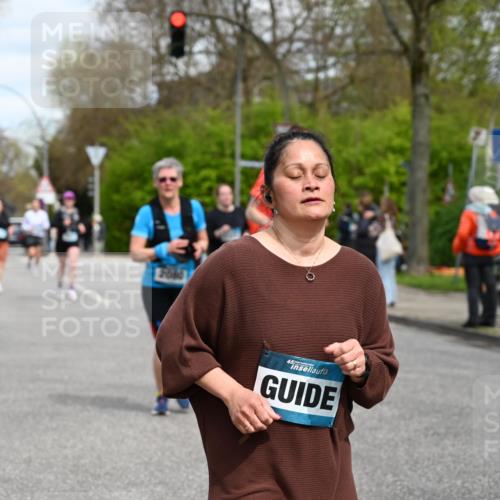 12.04.2026 - 45. Internationalen Wilhelmsburger Insellauf J. Mangold http://msf.ph/oto/9514953 12.04.2026 13:13:07 Ziel 2998, 4693, 3519, 4970, 3686, 4643, 2877, 5265, 5266, 4648, 2026, 5457, 4320, 4249, 3033, 2470, 4364, 3942, 5221, 3540, 3933, 3935, 3805, 5158, 5157, 2462, 4533, 5693, 5637, 2080, 5819, 2064, 4923, 4281, 3984, 3810, 3810, 3268, 2062, 4783, 4178 meine-sportfotos.de