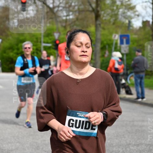 12.04.2026 - 45. Internationalen Wilhelmsburger Insellauf J. Mangold http://msf.ph/oto/9514956 12.04.2026 13:13:08 Ziel 2998, 4693, 3519, 4970, 3686, 4643, 2877, 5265, 5266, 4648, 2026, 5457, 4320, 4249, 3033, 2470, 4364, 3942, 5221, 3540, 3933, 3935, 3805, 5158, 5157, 2462, 4533, 5693, 5637, 2080, 5819, 2064, 4923, 4281, 3984, 3810, 3268, 2062, 4783, 4178 meine-sportfotos.de