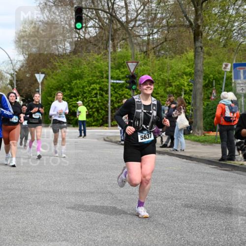 12.04.2026 - 45. Internationalen Wilhelmsburger Insellauf J. Mangold http://msf.ph/oto/9514976 12.04.2026 13:13:12 Ziel 4643, 2877, 5265, 5266, 4648, 2026, 5457, 4320, 4249, 3033, 2470, 4364, 3942, 5221, 3540, 3933, 3935, 3805, 5158, 5157, 2462, 4533, 5693, 5637, 2080, 5819, 2064, 4923, 4281, 3984, 3810, 3268, 2062, 4783, 4178, 5340 meine-sportfotos.de