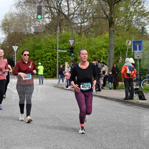 12.04.2026 - 45. Internationalen Wilhelmsburger Insellauf J. Mangold http://msf.ph/oto/9515094 12.04.2026 13:14:07 Ziel 4465, 5350, 5790, 4716, 5318, 5418, 5481, 4228, 4228, 4573, 3360, 3443, 3469, 2107, 4421, 5242, 3425, 5142, 4852, 2430, 5813, 4747, 3773, 5602, 4960 meine-sportfotos.de