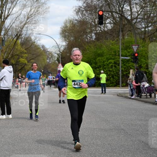 12.04.2026 - 45. Internationalen Wilhelmsburger Insellauf J. Mangold http://msf.ph/oto/9515122 12.04.2026 13:14:16 Ziel 4716, 5318, 5418, 5481, 4228, 4573, 3360, 3443, 3469, 2107, 4421, 5242, 3425, 5142, 4852, 2430, 5813, 4747, 3773, 5602, 4960, 4418, 5156, 4111, 3306, 3328, 2772 meine-sportfotos.de