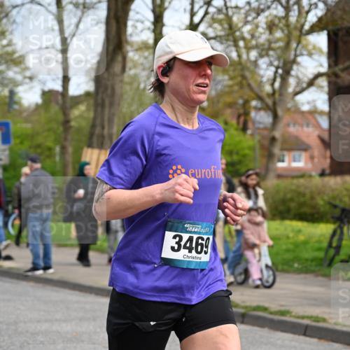 12.04.2026 - 45. Internationalen Wilhelmsburger Insellauf J. Mangold http://msf.ph/oto/9515146 12.04.2026 13:14:21 Ziel 5418, 5481, 4228, 4573, 3360, 3443, 3469, 2107, 4421, 5242, 3425, 5142, 5142, 4852, 2430, 5813, 4747, 3773, 5602, 4960, 4418, 4418, 5156, 4111, 3306, 3328, 2772, 5348, 4837, 4838, 4669 meine-sportfotos.de