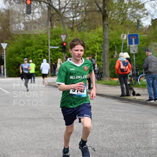 12.04.2026 - 45. Internationalen Wilhelmsburger Insellauf J. Mangold http://msf.ph/oto/9515163 12.04.2026 13:14:24 Ziel 5418, 5481, 4228, 4573, 3360, 3443, 3469, 2107, 4421, 5242, 3425, 5142, 4852, 2430, 5813, 4747, 3773, 5602, 4960, 4418, 5156, 4111, 3306, 3328, 2772, 5348, 4837, 4838, 4669 meine-sportfotos.de