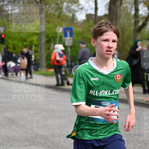 12.04.2026 - 45. Internationalen Wilhelmsburger Insellauf J. Mangold http://msf.ph/oto/9515170 12.04.2026 13:14:24 Ziel 5418, 5481, 4228, 4573, 3360, 3443, 3469, 2107, 4421, 5242, 3425, 5142, 4852, 2430, 5813, 4747, 3773, 5602, 4960, 4418, 5156, 4111, 3306, 3328, 2772, 5348, 4837, 4838, 4669 meine-sportfotos.de