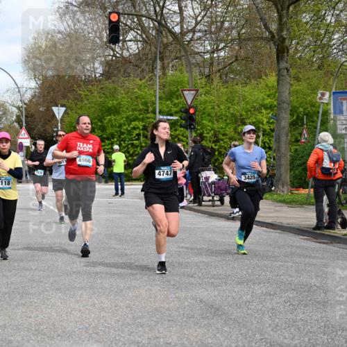 12.04.2026 - 45. Internationalen Wilhelmsburger Insellauf J. Mangold http://msf.ph/oto/9515178 12.04.2026 13:14:26 Ziel 5418, 5481, 4228, 4573, 3360, 3443, 3469, 2107, 4421, 5242, 3425, 5142, 4852, 2430, 5813, 5813, 4747, 3773, 5602, 4960, 4418, 5156, 4111, 3306, 3328, 3306, 3328, 2772, 5348, 4837, 4838, 4669 meine-sportfotos.de