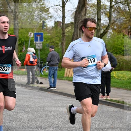 12.04.2026 - 45. Internationalen Wilhelmsburger Insellauf J. Mangold http://msf.ph/oto/9515213 12.04.2026 13:14:30 Ziel 4228, 4573, 3360, 3443, 3469, 2107, 4421, 5242, 3425, 5142, 4852, 2430, 5813, 4747, 3773, 5602, 3773, 5602, 4960, 4418, 5156, 4111, 3306, 3328, 2772, 5348, 4837, 4838, 4669, 2110, 4695, 2815, 2785, 2043, 2118 meine-sportfotos.de
