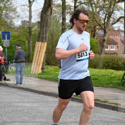 12.04.2026 - 45. Internationalen Wilhelmsburger Insellauf J. Mangold http://msf.ph/oto/9515215 12.04.2026 13:14:30 Ziel 4228, 4573, 3360, 3443, 3469, 2107, 4421, 5242, 3425, 5142, 4852, 2430, 5813, 4747, 3773, 5602, 3773, 5602, 4960, 4418, 5156, 4111, 3306, 3328, 2772, 5348, 4837, 4838, 4669, 2110, 4695, 2815, 2785, 2043, 2118 meine-sportfotos.de