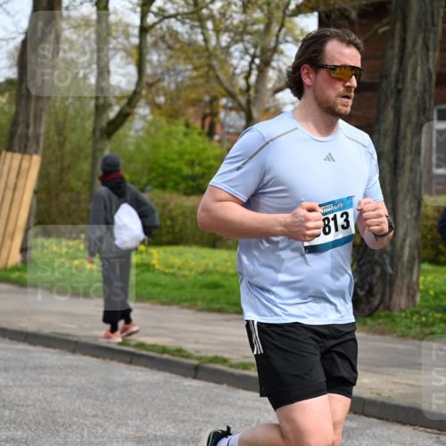 12.04.2026 - 45. Internationalen Wilhelmsburger Insellauf J. Mangold http://msf.ph/oto/9515218 12.04.2026 13:14:31 Ziel 4228, 4573, 3360, 3443, 3469, 2107, 4421, 5242, 3425, 5142, 4852, 2430, 5813, 4747, 3773, 5602, 4960, 4960, 4418, 5156, 4111, 3306, 3328, 2772, 5348, 4837, 4838, 4669, 4669, 2110, 4695, 2815, 2785, 2043, 2118 meine-sportfotos.de