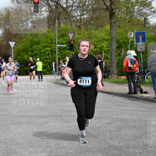 12.04.2026 - 45. Internationalen Wilhelmsburger Insellauf J. Mangold http://msf.ph/oto/9515253 12.04.2026 13:14:37 Ziel 3360, 3443, 3469, 2107, 4421, 5242, 3425, 5142, 4852, 2430, 5813, 4747, 3773, 5602, 4960, 4418, 5156, 4111, 4111, 3306, 3328, 2772, 5348, 4837, 4838, 4669, 2110, 4695, 2815, 2785, 2043, 2118, 5755, 5029, 4662, 4663 meine-sportfotos.de