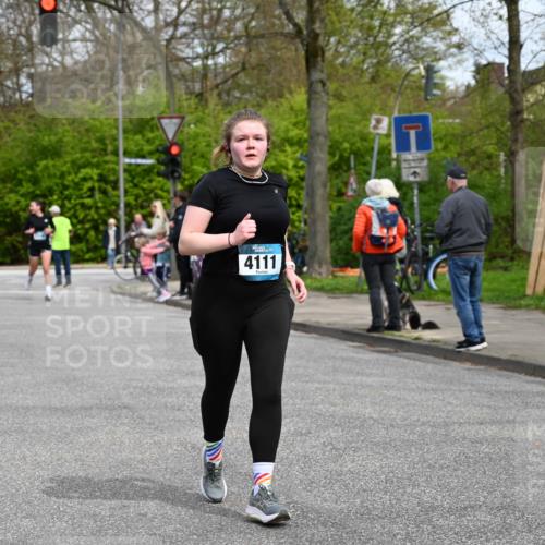 12.04.2026 - 45. Internationalen Wilhelmsburger Insellauf J. Mangold http://msf.ph/oto/9515255 12.04.2026 13:14:37 Ziel 3360, 3443, 3469, 2107, 4421, 5242, 3425, 5142, 4852, 2430, 5813, 4747, 3773, 5602, 4960, 4418, 5156, 4111, 4111, 3306, 3328, 2772, 5348, 4837, 4838, 4669, 2110, 4695, 2815, 2785, 2043, 2118, 5755, 5029, 4662, 4663 meine-sportfotos.de