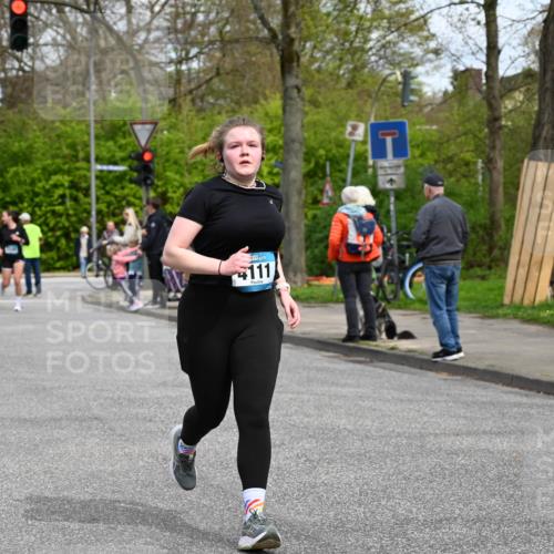 12.04.2026 - 45. Internationalen Wilhelmsburger Insellauf J. Mangold http://msf.ph/oto/9515256 12.04.2026 13:14:38 Ziel 3360, 3443, 3469, 2107, 4421, 5242, 3425, 5142, 4852, 2430, 5813, 4747, 3773, 5602, 4960, 4418, 5156, 4111, 3306, 3328, 3306, 3328, 2772, 5348, 4837, 4838, 4669, 2110, 4695, 2815, 2785, 2043, 2118, 5755, 5029, 4662, 4663, 4559, 3308 meine-sportfotos.de