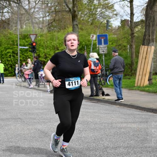 12.04.2026 - 45. Internationalen Wilhelmsburger Insellauf J. Mangold http://msf.ph/oto/9515258 12.04.2026 13:14:38 Ziel 3360, 3443, 3469, 2107, 4421, 5242, 3425, 5142, 4852, 2430, 5813, 4747, 3773, 5602, 4960, 4418, 5156, 4111, 3306, 3328, 3306, 3328, 2772, 5348, 4837, 4838, 4669, 2110, 4695, 2815, 2785, 2043, 2118, 5755, 5029, 4662, 4663, 4559, 3308 meine-sportfotos.de