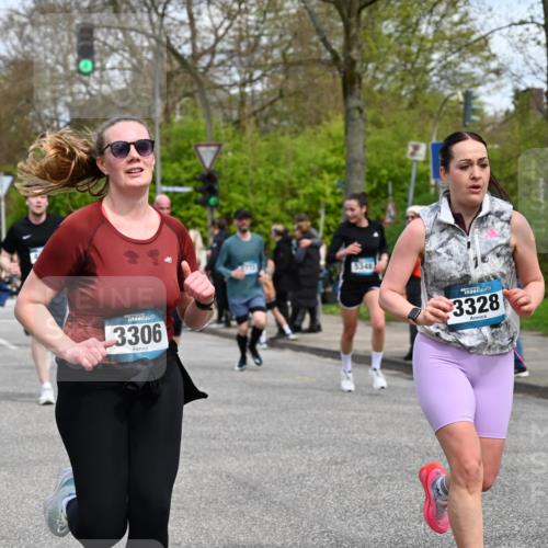 12.04.2026 - 45. Internationalen Wilhelmsburger Insellauf J. Mangold http://msf.ph/oto/9515288 12.04.2026 13:14:42 Ziel 3469, 2107, 4421, 5242, 3425, 5142, 4852, 2430, 5813, 4747, 3773, 5602, 4960, 4418, 5156, 4111, 3306, 3328, 2772, 5348, 4837, 4838, 4669, 2110, 4695, 2815, 2785, 2043, 2118, 2043, 2118, 5755, 5029, 4662, 4663, 4559, 3308, 3881 meine-sportfotos.de