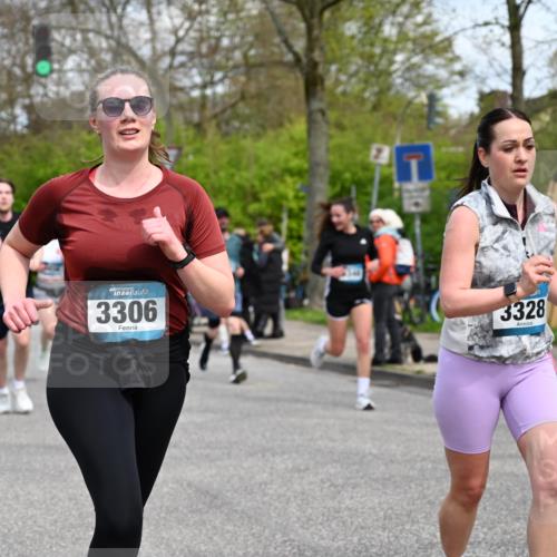 12.04.2026 - 45. Internationalen Wilhelmsburger Insellauf J. Mangold http://msf.ph/oto/9515290 12.04.2026 13:14:42 Ziel 3469, 2107, 4421, 5242, 3425, 5142, 4852, 2430, 5813, 4747, 3773, 5602, 4960, 4418, 5156, 4111, 3306, 3328, 2772, 5348, 4837, 4838, 4669, 2110, 4695, 2815, 2785, 2043, 2118, 2043, 2118, 5755, 5029, 4662, 4663, 4559, 3308, 3881 meine-sportfotos.de