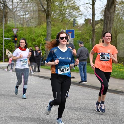12.04.2026 - 45. Internationalen Wilhelmsburger Insellauf J. Mangold http://msf.ph/oto/9515356 12.04.2026 13:14:53 Ziel 3773, 5602, 4960, 4418, 5156, 4111, 3306, 3328, 2772, 5348, 4837, 4838, 4669, 2110, 4695, 2815, 2785, 2785, 2043, 2118, 5755, 5029, 4662, 4663, 4559, 3308, 3881, 3882, 3767, 3765, 4366, 4227, 3232, 2774, 5725 meine-sportfotos.de